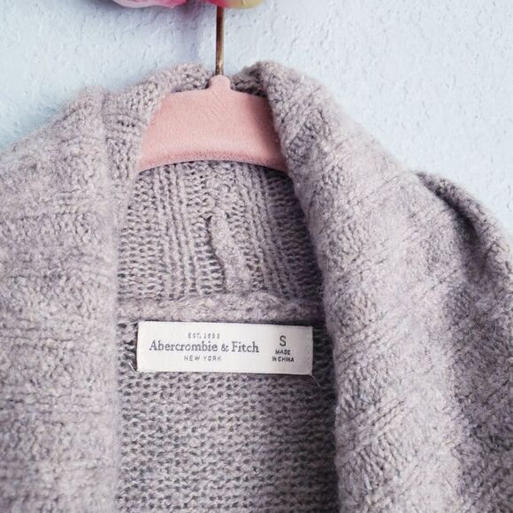 Abercrombie & Fitch Aztec Pattern Waterfall‎ Open Front Cardigan - Picture 5 of 7